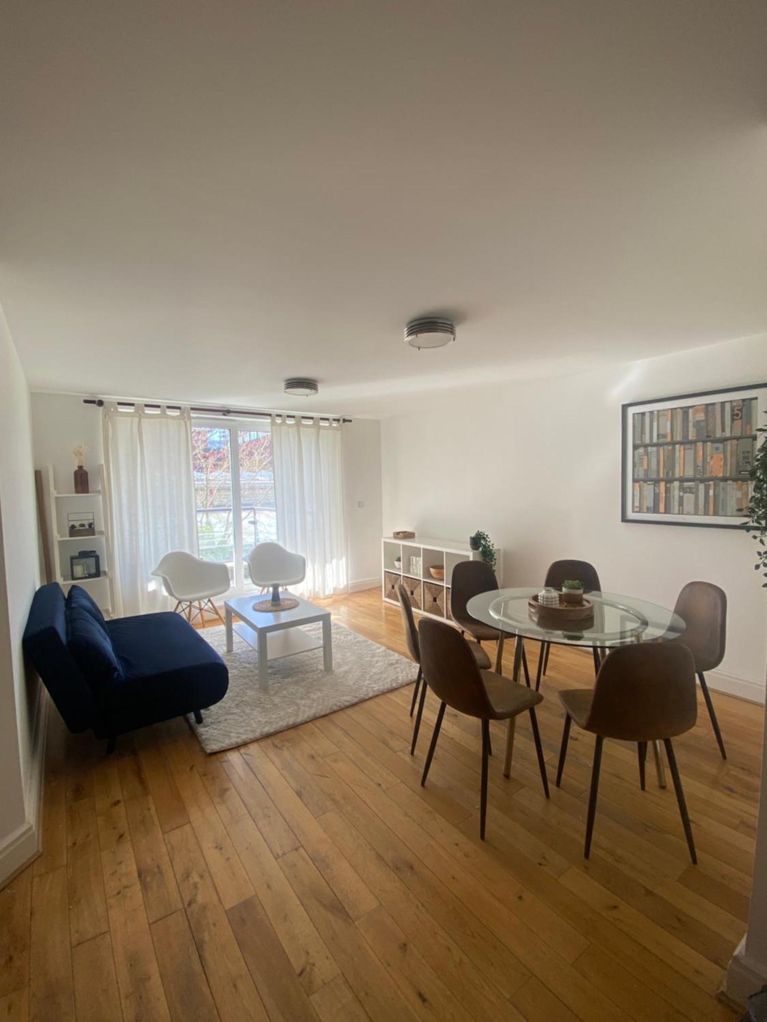 2 Bedroom Flat In Riverside West Londra Esterno foto